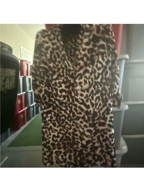 The Limited Women's Brown Leopard Teddy dress shirt